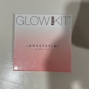 Anastasia Beverly Hills Glow Kit